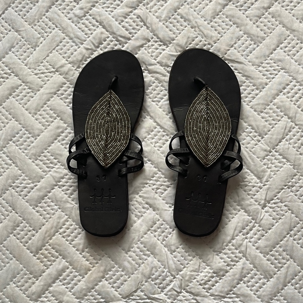 Global Girls Chic Black Sandals with Beaded Design